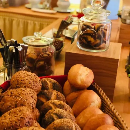 Klausdorfer Hof Szálloda Schwentinental