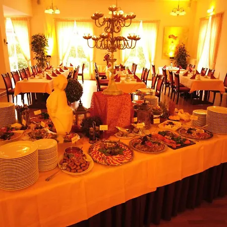 Klausdorfer Hof Hotel 3*