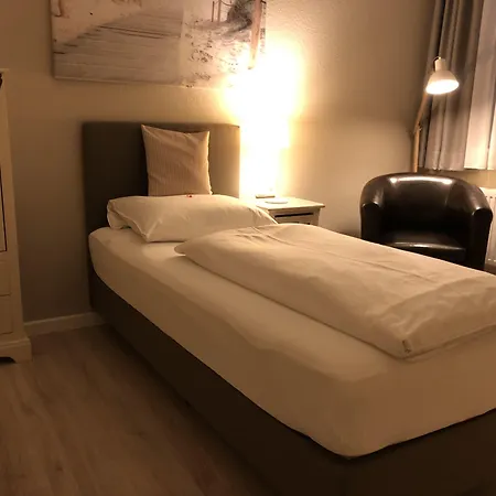 Klausdorfer Hof 3* Швентиненталь