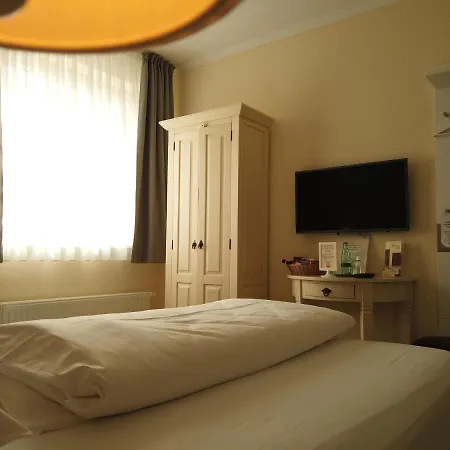 Klausdorfer Hof 3* Швентиненталь