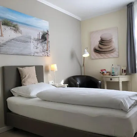 Klausdorfer Hof 3*
