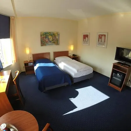 Klausdorfer Hof 3*
